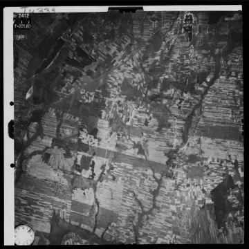 Аэрофотоснимок Люфтваффе 1944 года: поля у деревни Свитычи, Брестский район